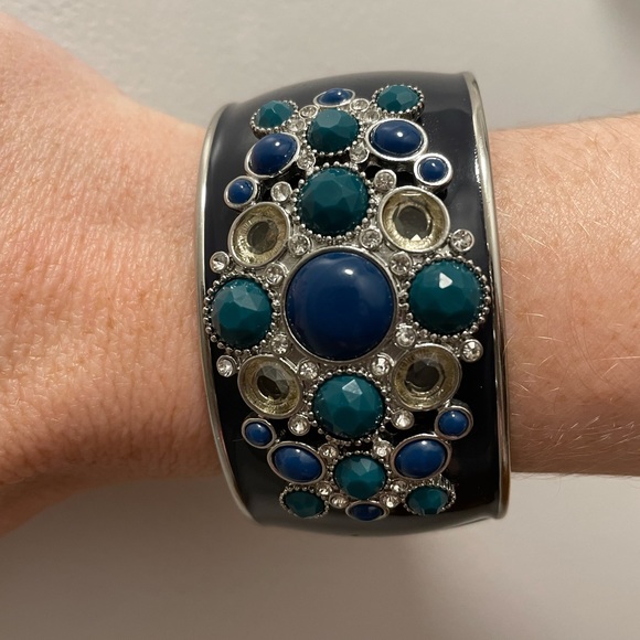 Banana Republic cuff bracelet - Picture 3 of 8